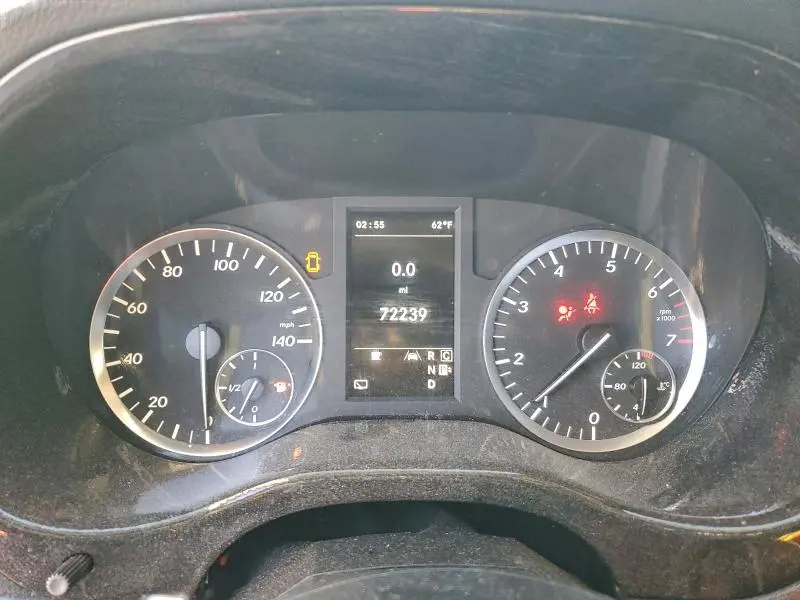 2016 MERCEDES-BENZ METRIS   