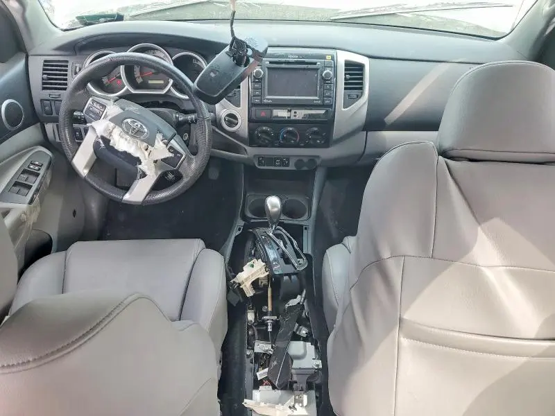 2013 TOYOTA TACOMA V6  