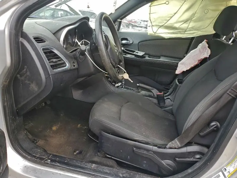 2012 DODGE AVENGER SE  