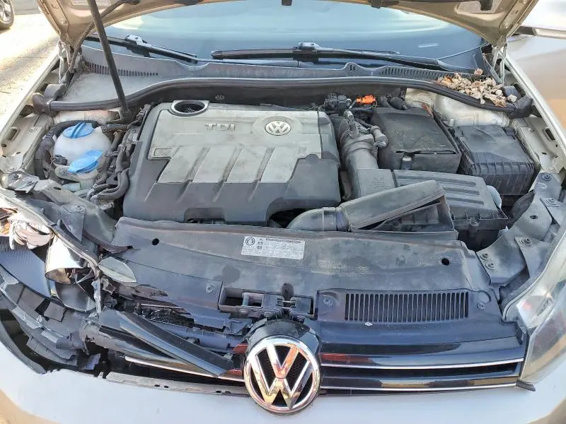 2013 VOLKSWAGEN JETTA TDI  