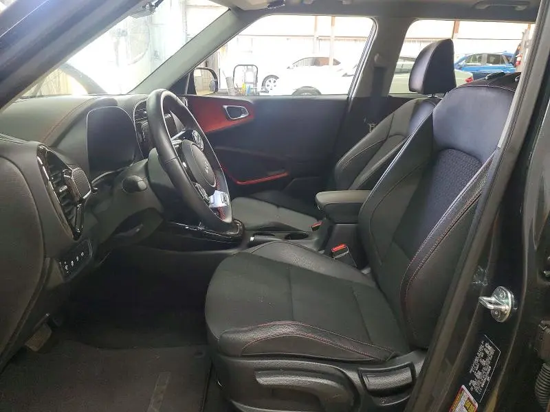 2025 KIA SOUL GT LINE  