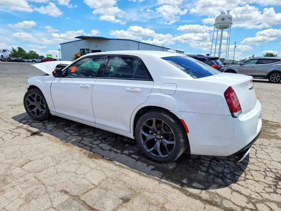 2022 CHRYSLER 300 TOURING  