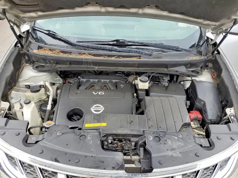 2013 NISSAN MURANO S  