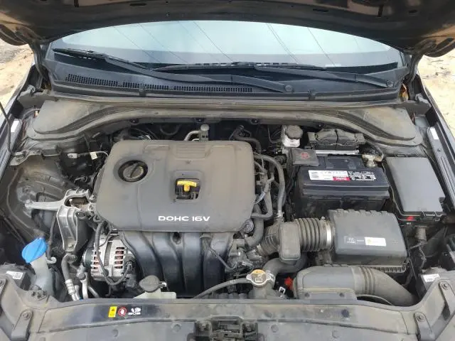 2018 HYUNDAI ELANTRA SE