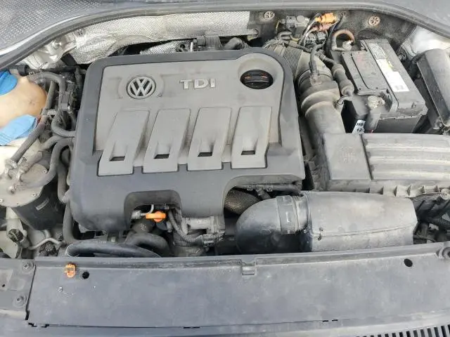 2013 VOLKSWAGEN PASSAT SEL
