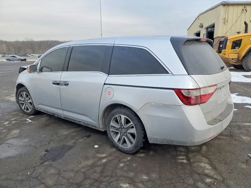2013 HONDA ODYSSEY LX  