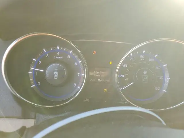 2011 HYUNDAI SONATA SE  