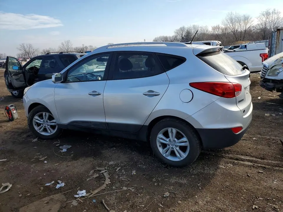 2011 HYUNDAI TUCSON GLS  