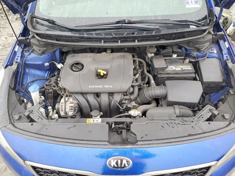 2017 KIA FORTE LX  