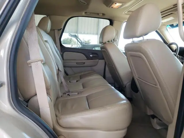 2011 CHEVROLET TAHOE K1500 LT  