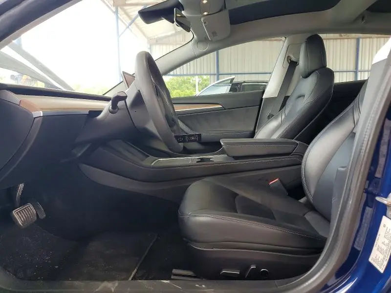 2021 TESLA MODEL 3   