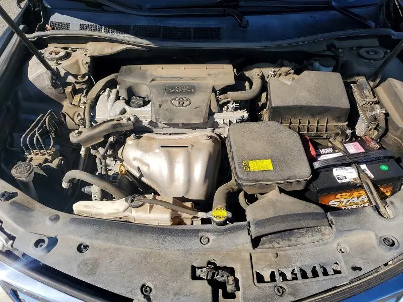 2012 TOYOTA CAMRY XLE  