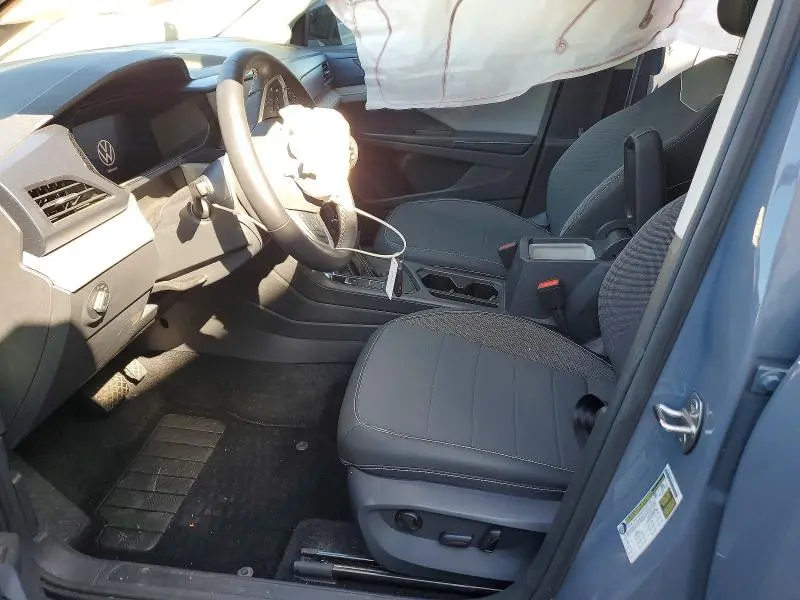 2024 VOLKSWAGEN TAOS SE  