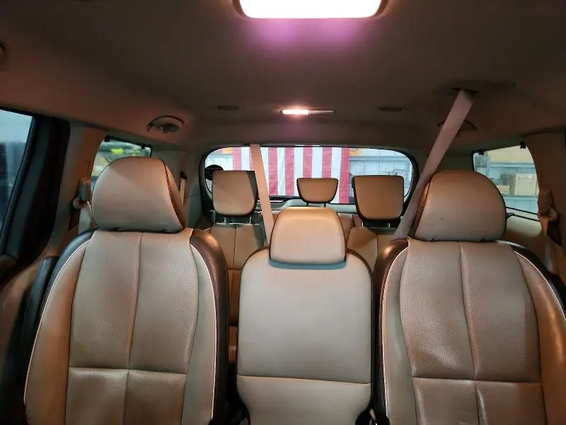 2017 KIA SEDONA LX  