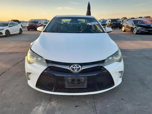 2016 TOYOTA CAMRY LE  
