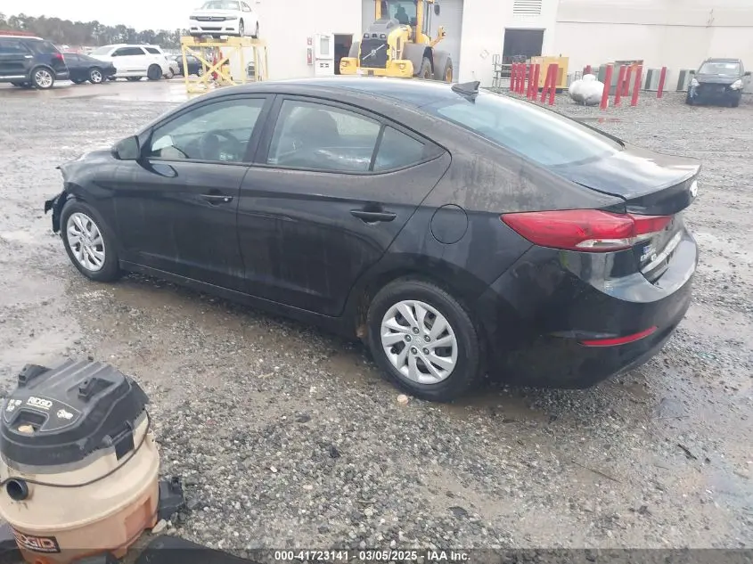 2018 HYUNDAI ELANTRA SE