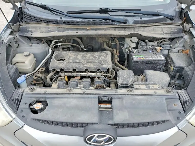 2010 HYUNDAI TUCSON GLS  