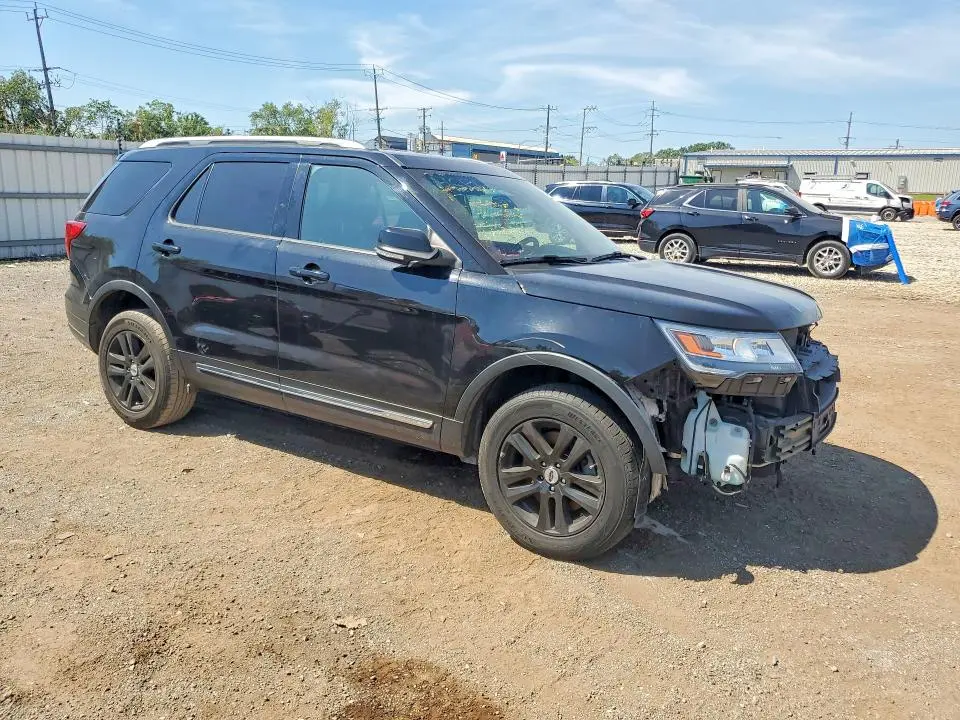 2018 FORD EXPLORER XLT  