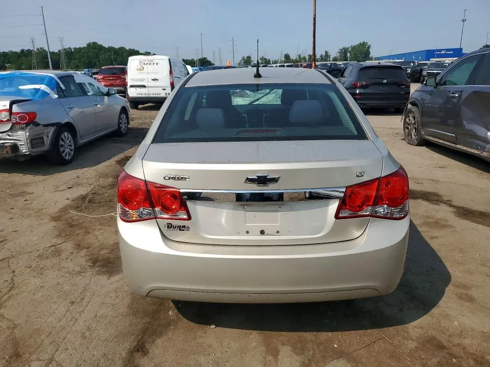2014 CHEVROLET CRUZE LT  