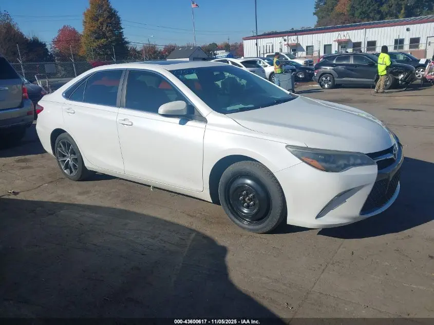 2017 TOYOTA CAMRY XSE V6
