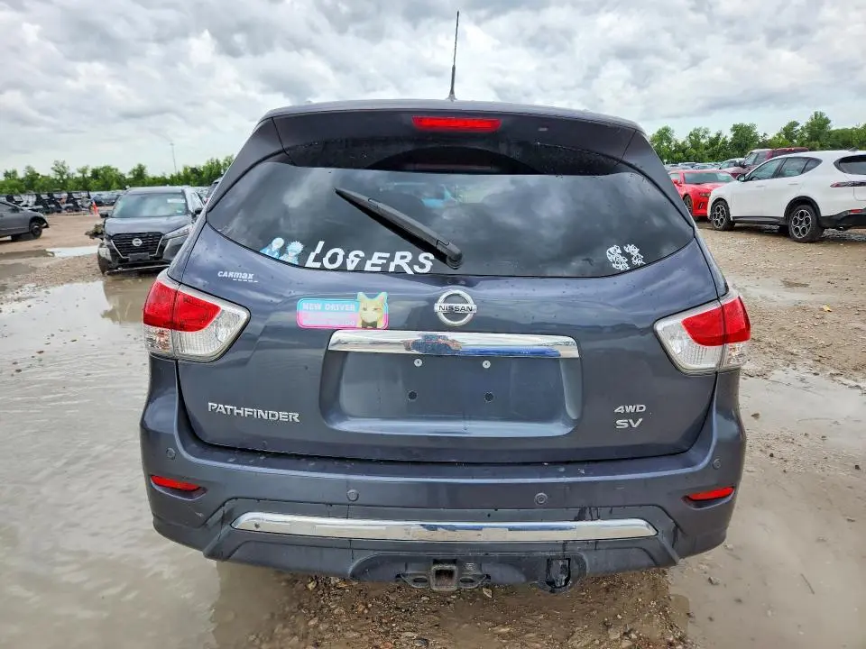 2014 NISSAN PATHFINDER SV  