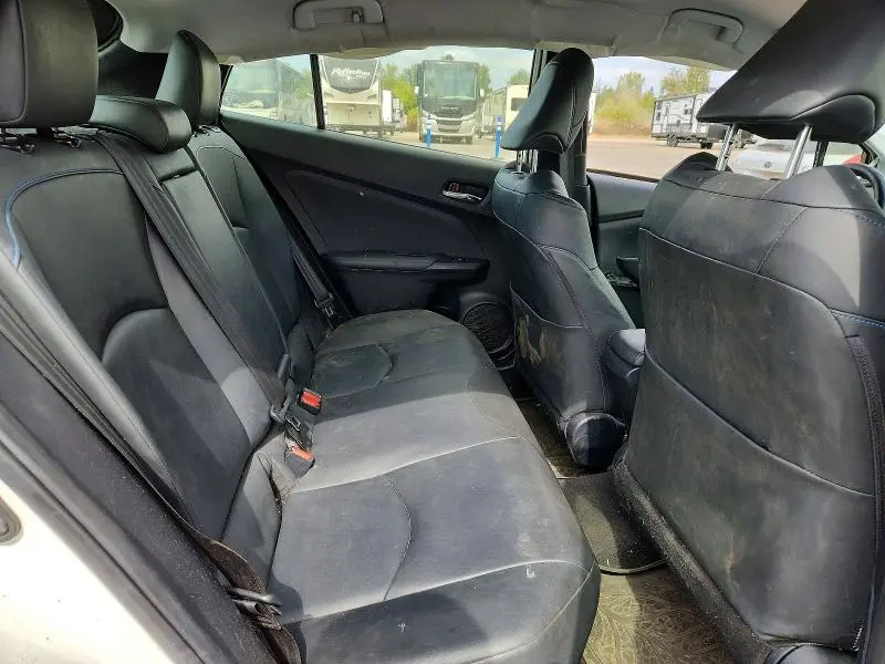 2016 TOYOTA PRIUS THREE TOURING  