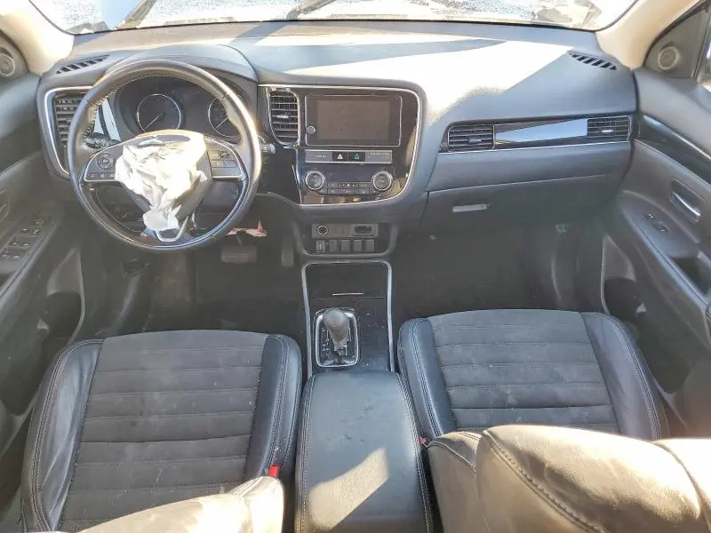 2019 MITSUBISHI OUTLANDER SE  