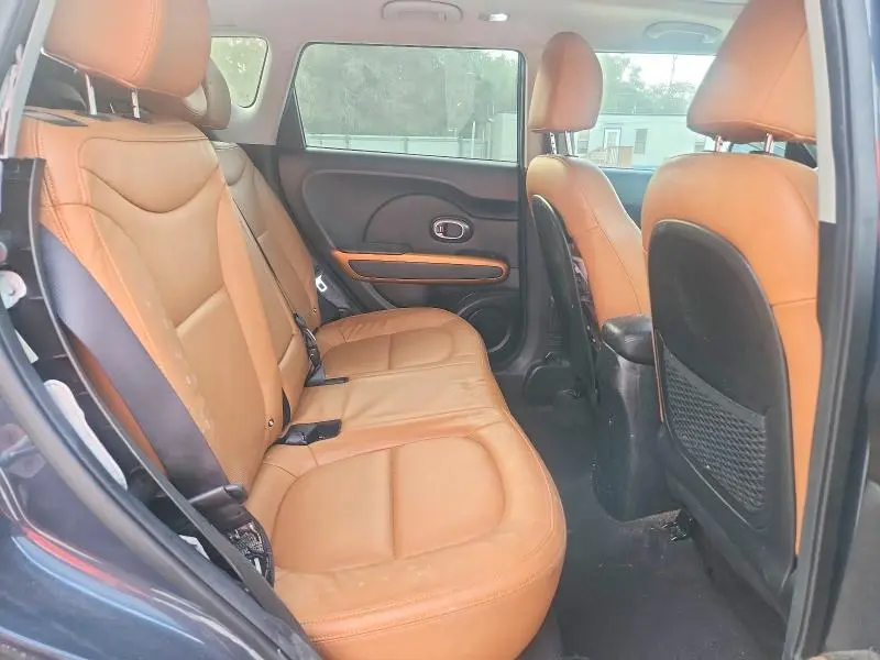 2016 KIA SOUL !  