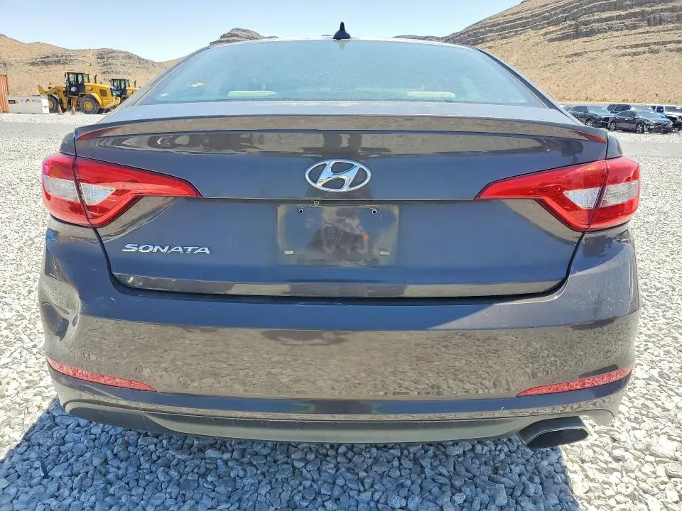 2016 HYUNDAI SONATA SE  