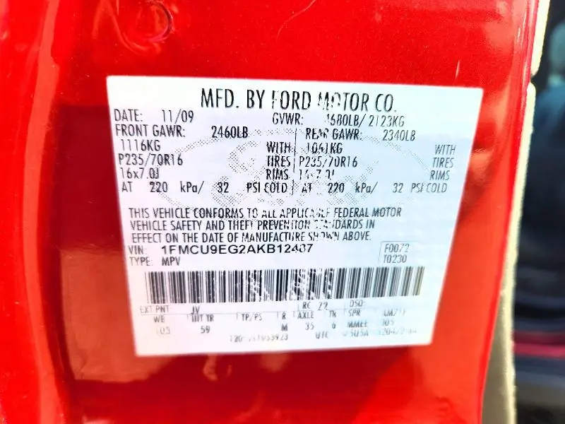 2010 FORD ESCAPE LIMITED  