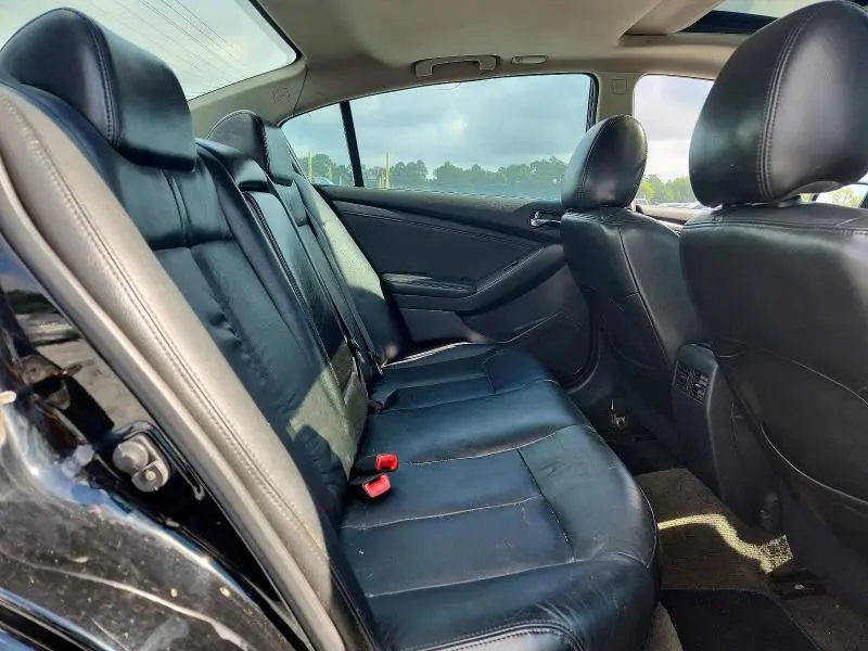 2010 NISSAN ALTIMA BASE  