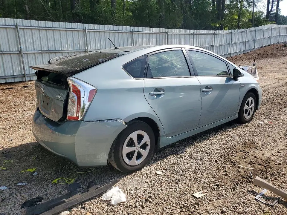2015 TOYOTA PRIUS TWO  
