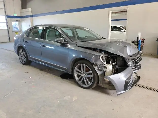 2016 VOLKSWAGEN PASSAT S  