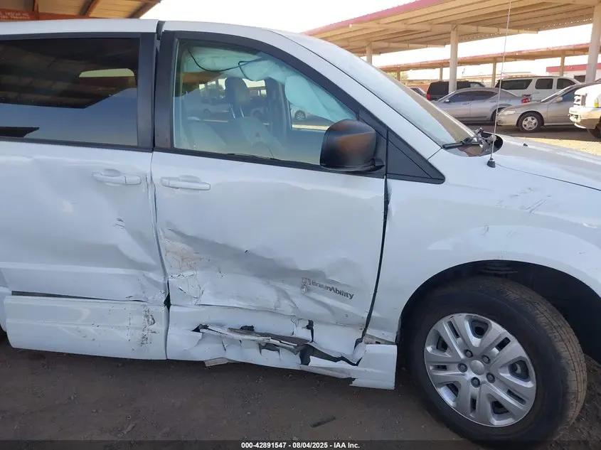 2018 DODGE GRAND CARAVAN SE