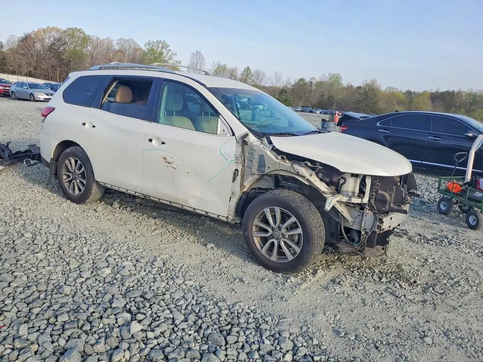 2015 NISSAN PATHFINDER S  