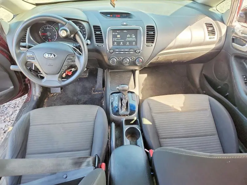 2018 KIA FORTE LX  