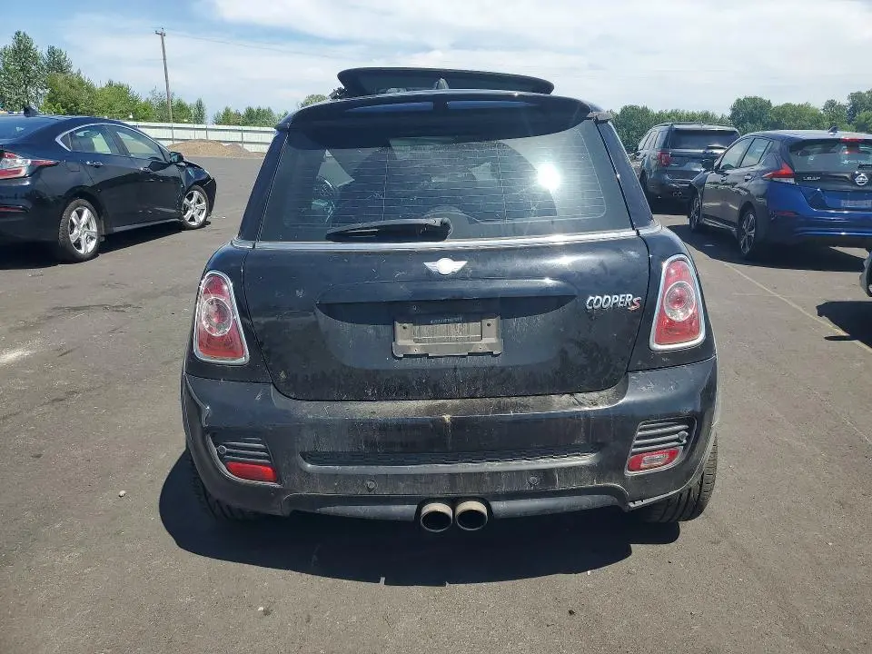 2012 MINI COOPER S  