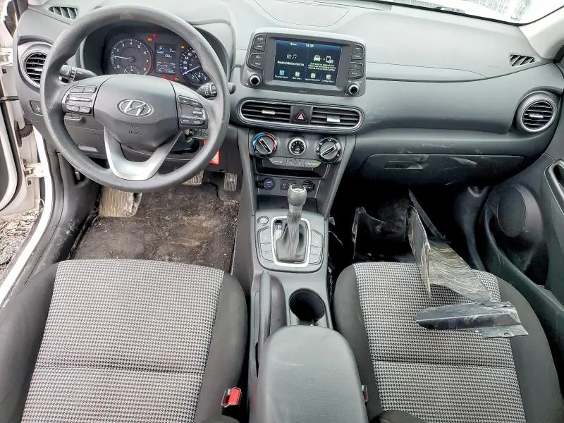2021 HYUNDAI KONA SE  