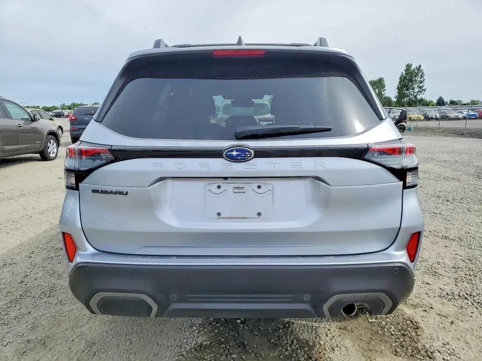 2025 SUBARU FORESTER LIMITED  