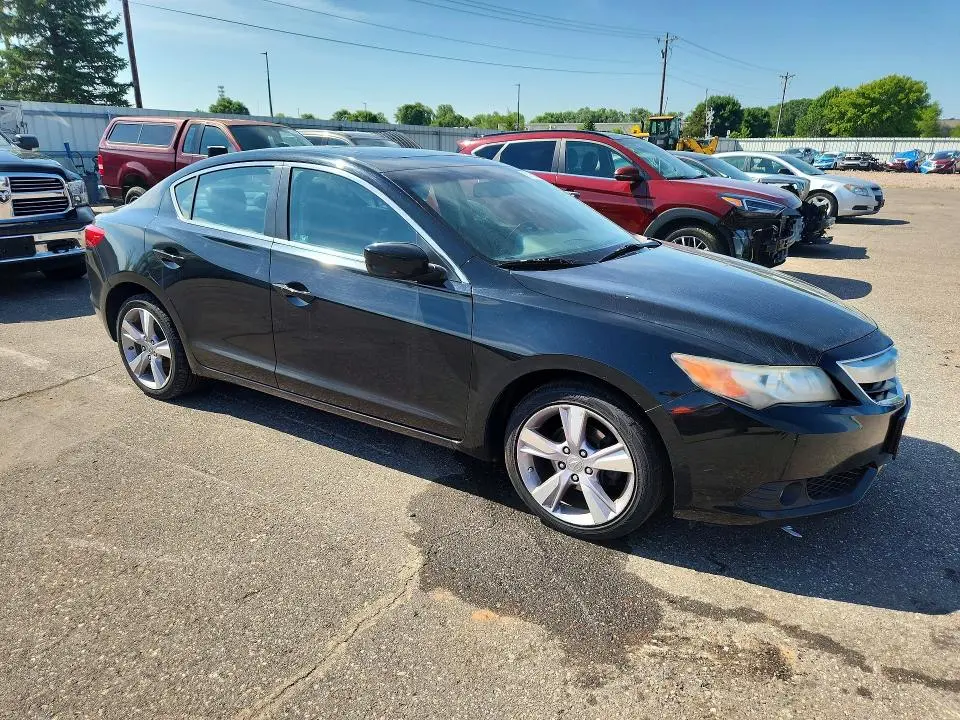 2013 ACURA ILX 20 TECH  