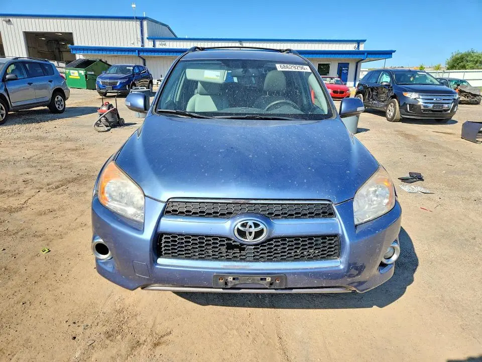 2011 TOYOTA RAV4 LIMITED  