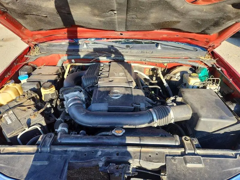 2011 NISSAN PATHFINDER S  