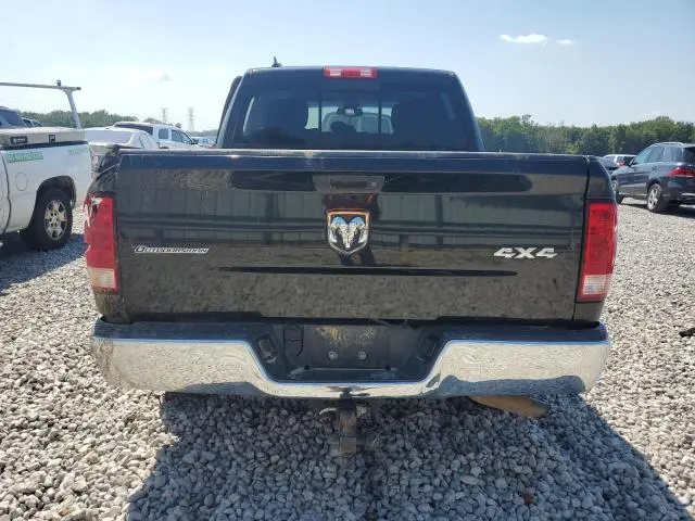 2016 RAM 1500 SLT  