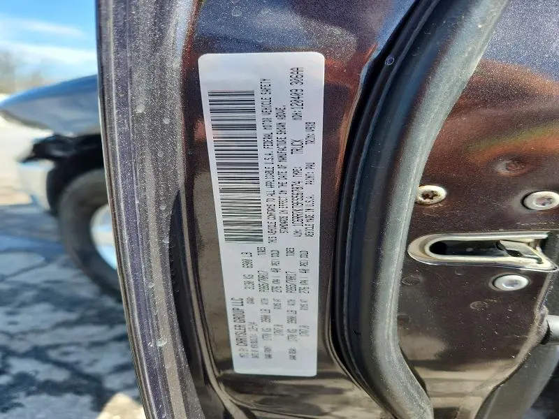 2015 RAM 1500 ST  