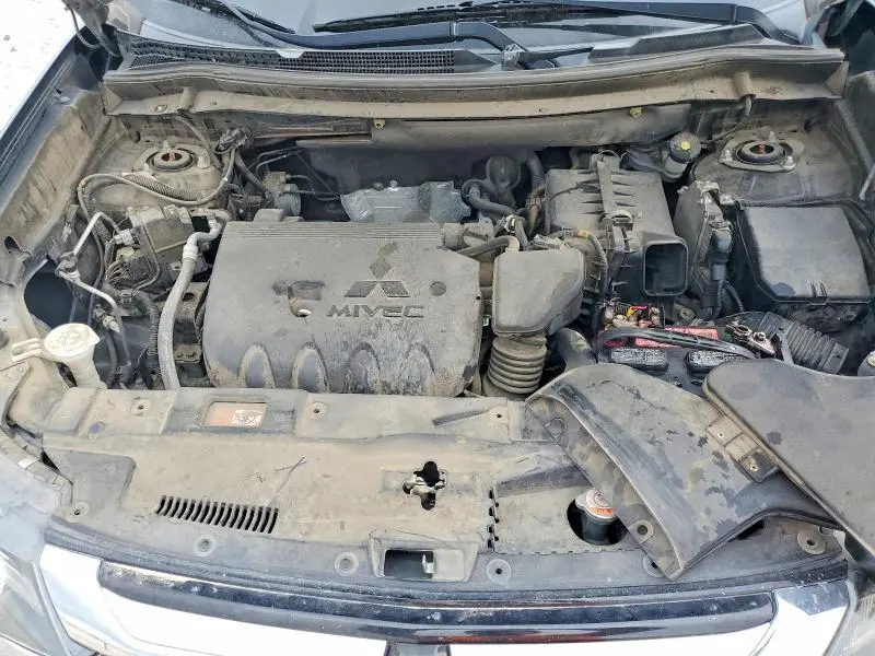 2018 MITSUBISHI OUTLANDER SE  