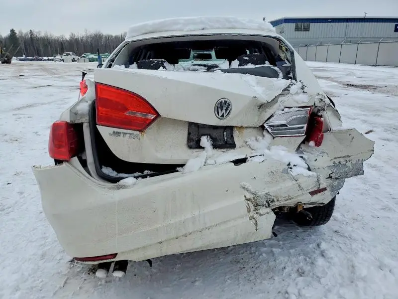 2013 VOLKSWAGEN JETTA BASE  