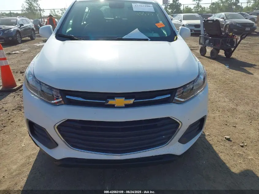 2022 CHEVROLET TRAX AWD LS
