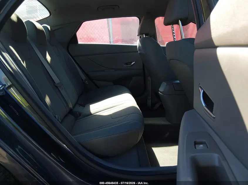2021 HYUNDAI ELANTRA SE