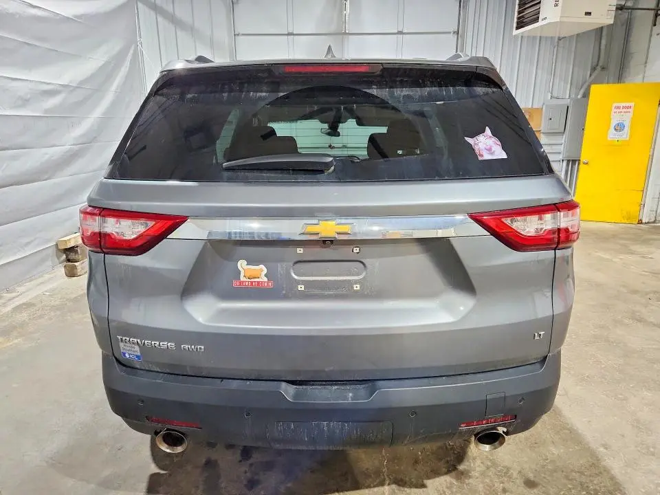 2021 CHEVROLET TRAVERSE LT  