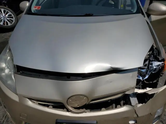 2011 TOYOTA PRIUS   